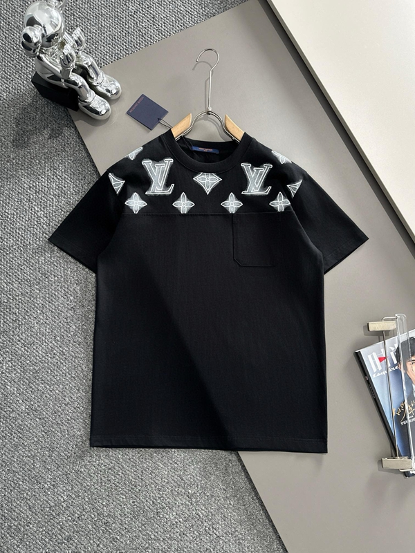 ブランドTシャツ正面デザイン